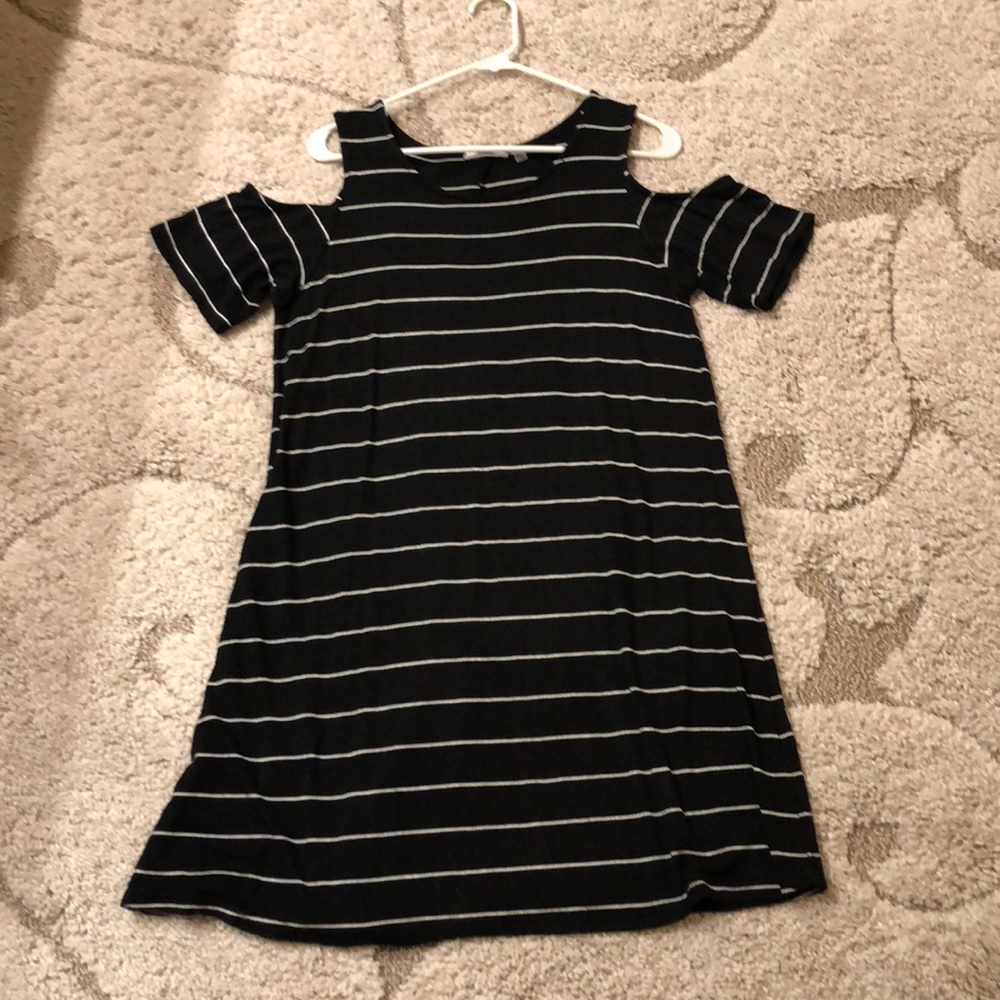 Black casual dress